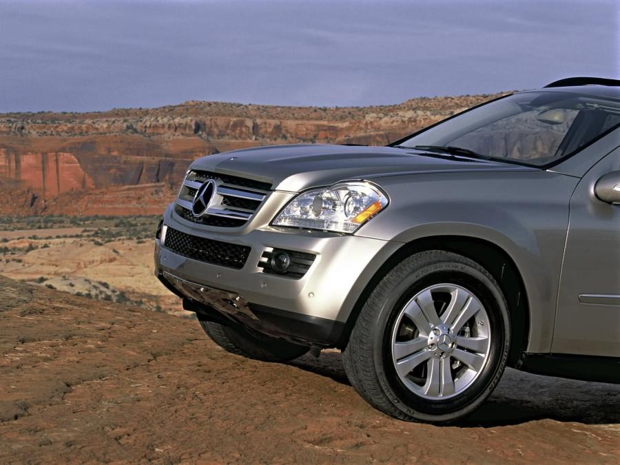 Mercedes-Benz GL450 4Matic 2007 года  (фото 55 из 114)